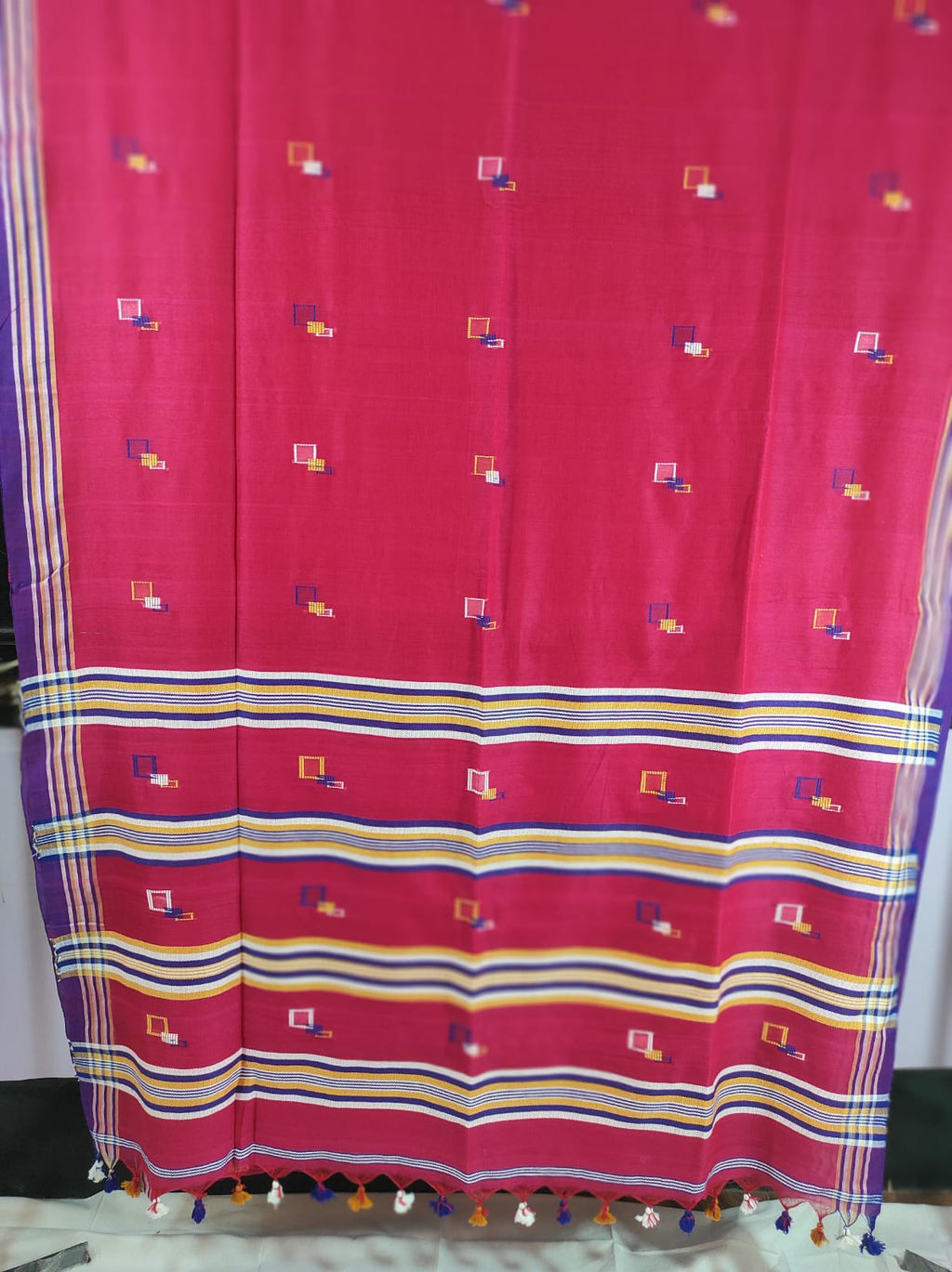 Deep Fuchsia Pink Handloom Cotton Jamdani Saree with Square Buttas